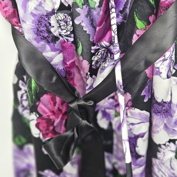 Victoria’s Secret XS Floral Lavender Purple Lace Kimono Sleeve Belt Satin Robe - Picture 11 of 14